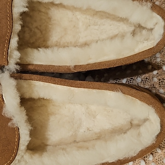 Parfeying Slippers - Picture 9 of 16